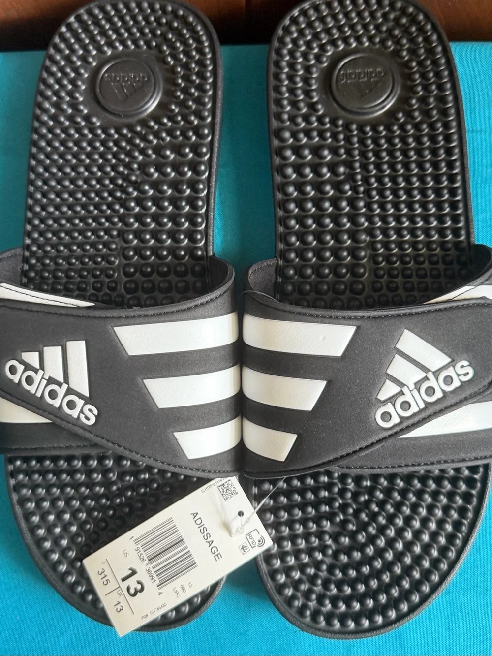 Adidas Adissage Men's Slides Size 13 NIB F35580 Black/White